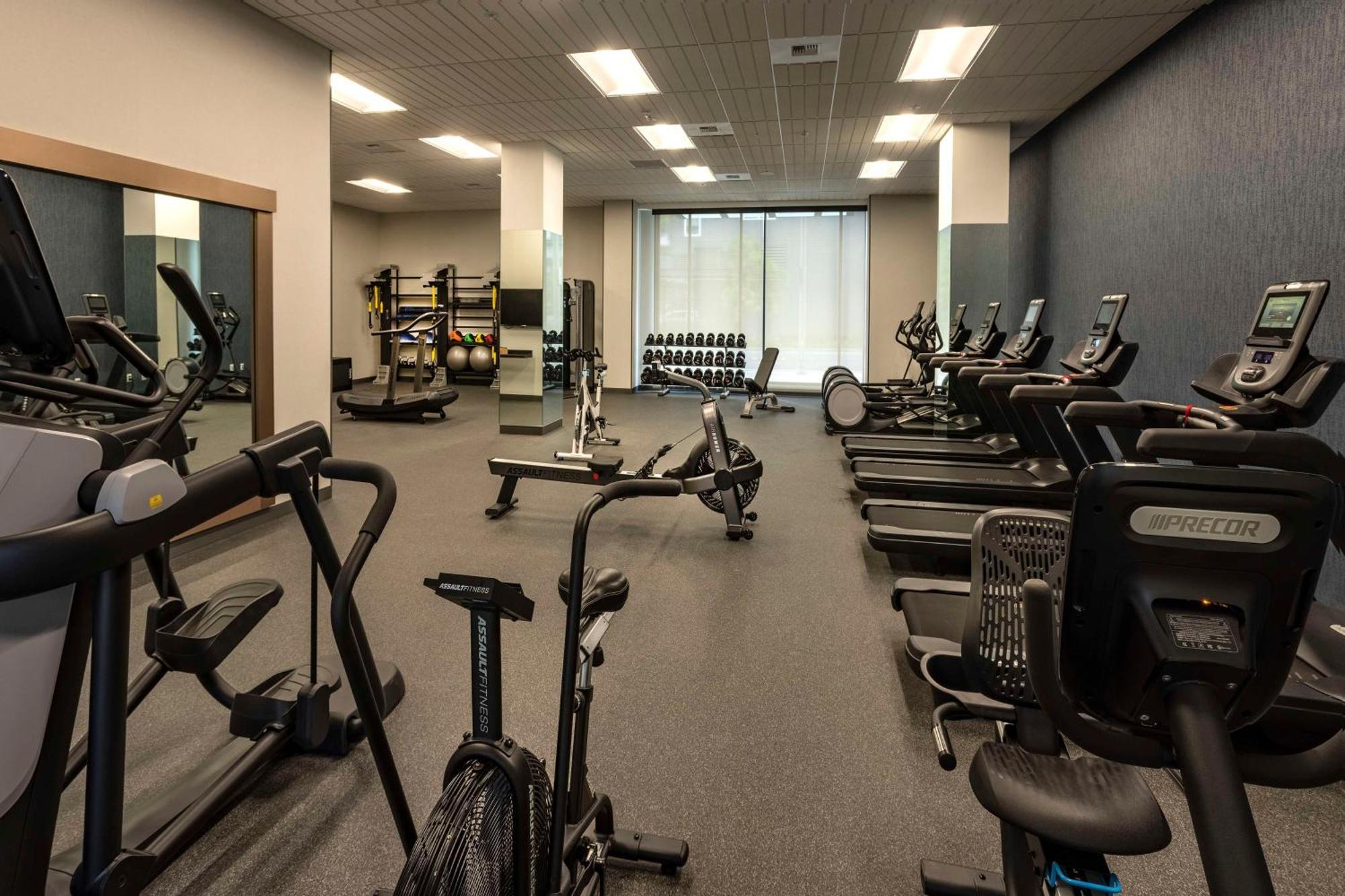 Hilton Garden Inn Redmond Wa Екстериор снимка