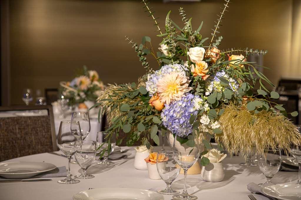 Hilton Garden Inn Redmond Wa Съоръжения снимка