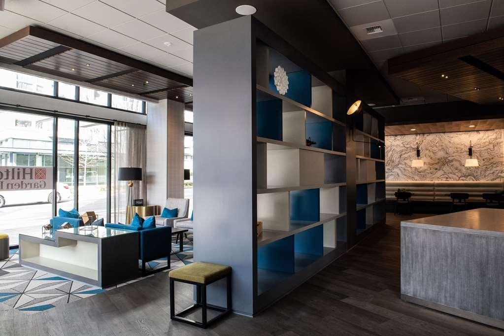 Hilton Garden Inn Redmond Wa Интериор снимка